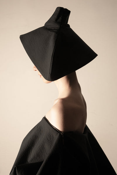 Shop Emerging Conceptual Dark Fashion Womenswear Brand DZHUS Thesaurus Collection Anthracite Term Transformable Collar / Hat at Erebus