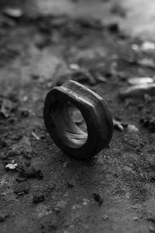 Shop Emerging Avant-garde Jewellery Brand Surface/Cast Black Concrete Absence Small Ring at Erebus