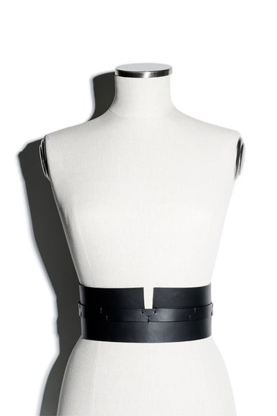 Shop emerging slow fashion accessory brand Aumorfia IASIS Collection Black Leather Diakenos Belt at Erebus