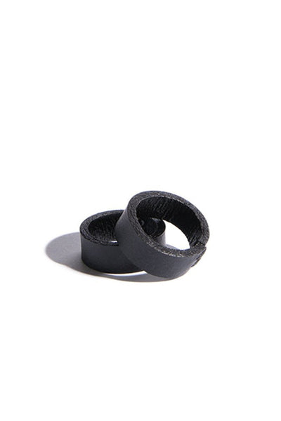 Shop emerging slow fashion accessory brand Aumorfia black leather PS Ring Set - Erebus - 1