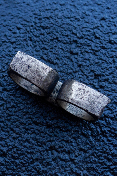 Shop Emerging Slow Fashion Avant-garde Jewellery Brand Surface Cast Blackened Bronze Double Simulation 1 Ring at Erebus