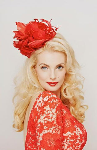 Shop emerging slow fashion milliner Valeria Agostini red Flowerbomb fascinator - Erebus