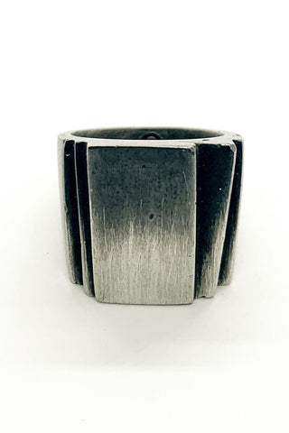 Shop Emerging Slow Fashion Avant-garde Jewellery Brand OSS Haus MSKRA Collection Silver Alexis Ring at Erebus