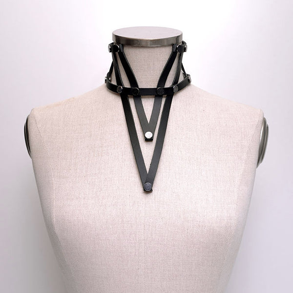 Shop emerging slow fashion accessory brand Aumorfia black leather VXL necklace - Erebus - 4