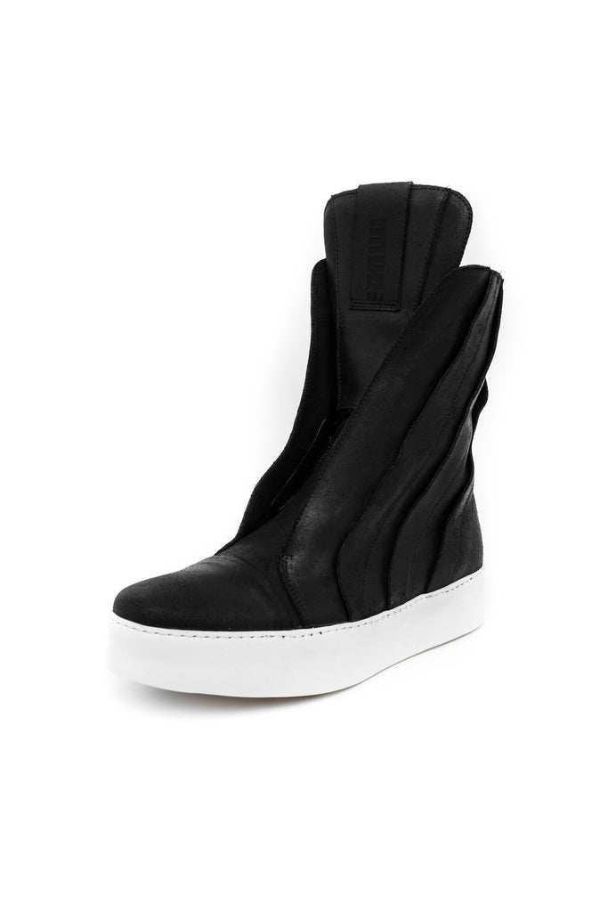 Shop emerging slow fashion unisex shoe brand EZ Lab Sneakers black on white Panelled High-Top Waxed Leather Sneakers - Erebus