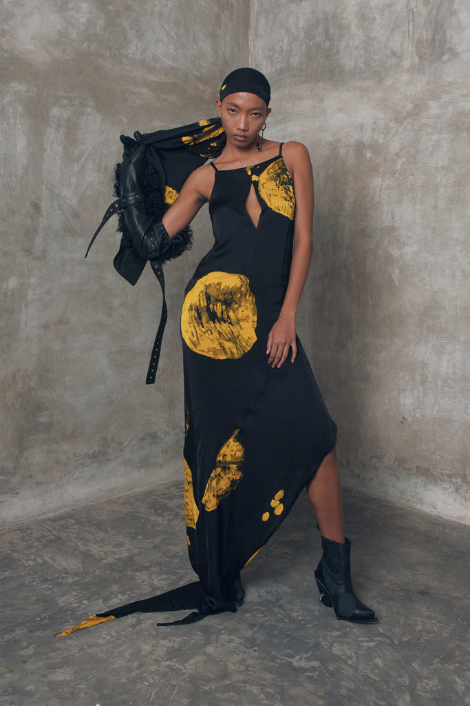Shop Emerging Slow Fashion Genderless Alternative Avant-garde Designer Mark Baigent Wōlfin Collection Batik Verself Dress at Erebus