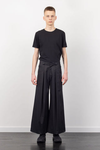 Shop Emerging Alternative Fashion Unisex Street Brand Monochrome AW22 Black Cotton Hakama Trousers at Erebus
