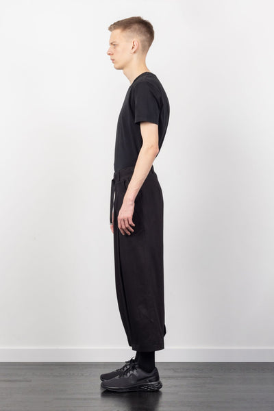 Shop Emerging Alternative Fashion Unisex Street Brand Monochrome AW22 Black Cropped Leg Inverted Denim Trousers at Erebus