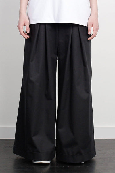 Shop Emerging Unisex Street Brand Monochrome Black Super Wide Hakama Trousers at Erebus
