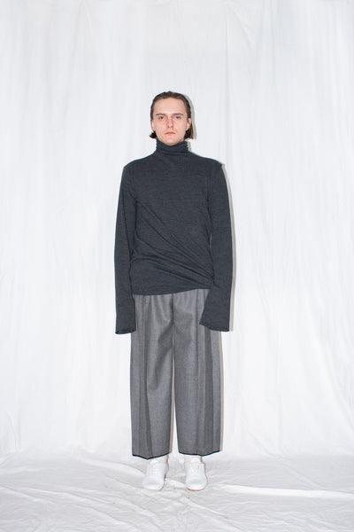 Shop Emerging Slow Fashion Genderless Brand Ludus Post-Gender AW22 Collection Dark Grey Unisex High-neck Stretch Wool Jersey Top at Erebus